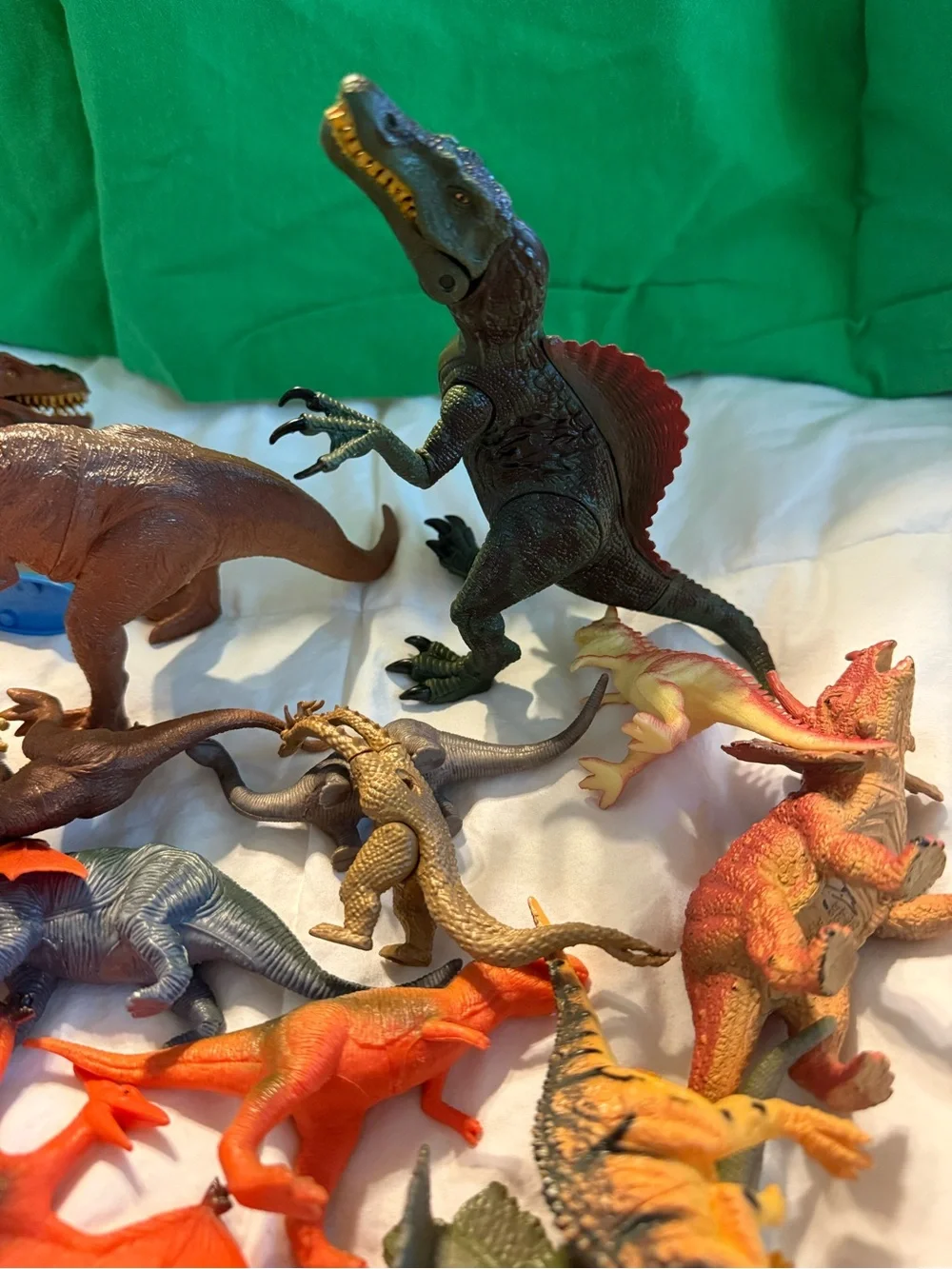 Dinosaurs Lot of 26 Plastic Dinosaurs Variety of sizes and styles